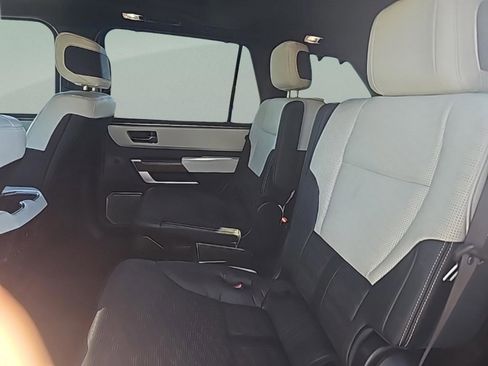 Used 2024 Toyota Sequoia Capstone image 19