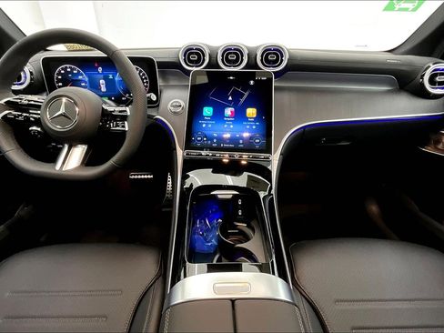 New 2026 Mercedes-Benz GLC 350e 4MATIC image 4