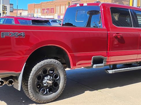 Used 2023 Ford F350 Lariat w/ Black Appearance Package AWD/4WD image 5