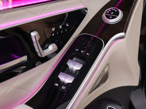 Used 2022 Mercedes-Benz S 580 4MATIC Sedan image 11