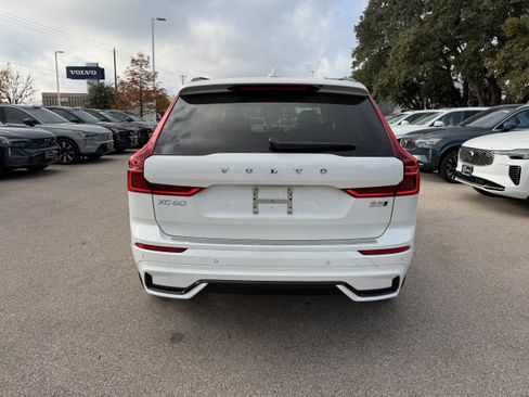 New 2026 Volvo XC60 B5 Ultra w/ Protection Package Premier image 5