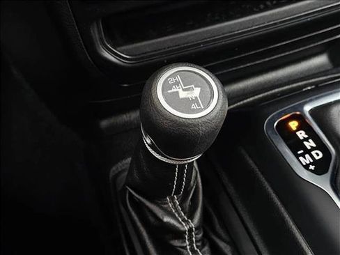 Used 2020 Jeep Gladiator Overland image 27