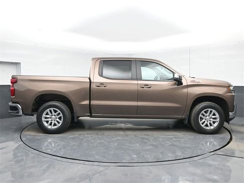 Used 2019 Chevrolet Silverado 1500 LT w/ All-Star Edition image 15