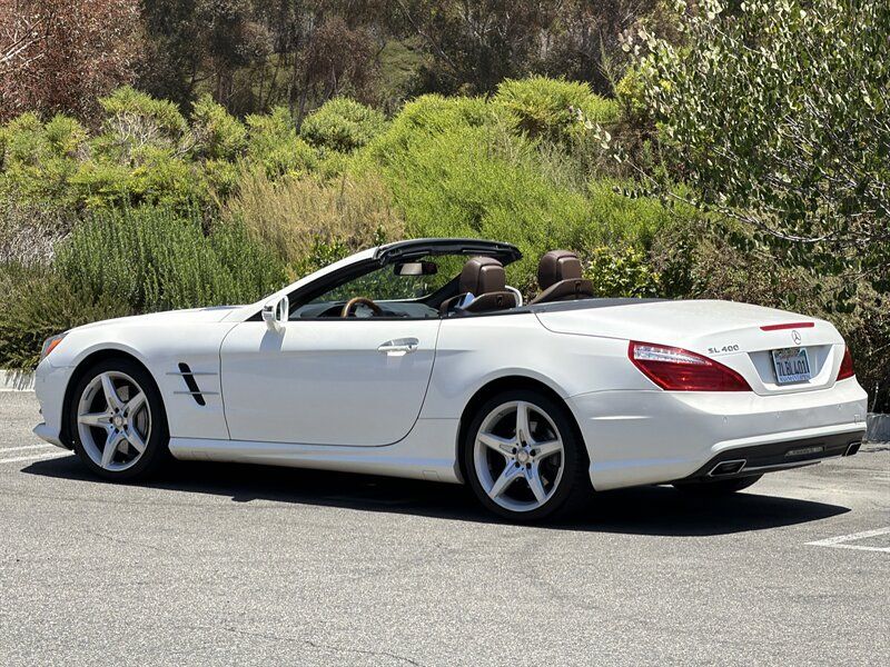 Used 2015 Mercedes-Benz SL 400 w/ Premium I Package image 4