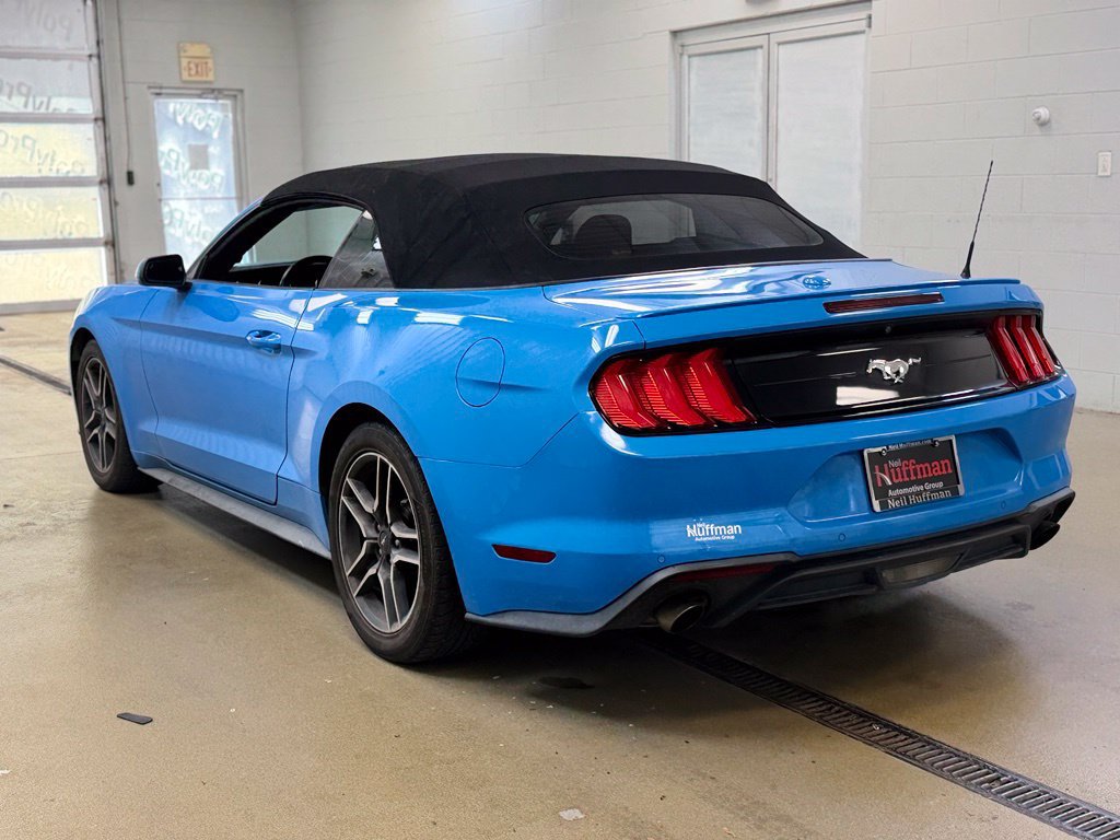 Used 2022 Ford Mustang Premium RWD image 7