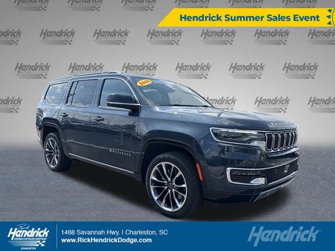 Used 2025 Jeep Wagoneer Series III w/ Premium Group I AWD/4WD image 1