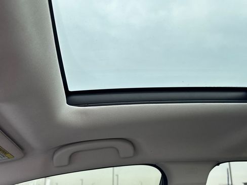 Used 2021 Subaru Ascent Premium w/ Sport Package image 18