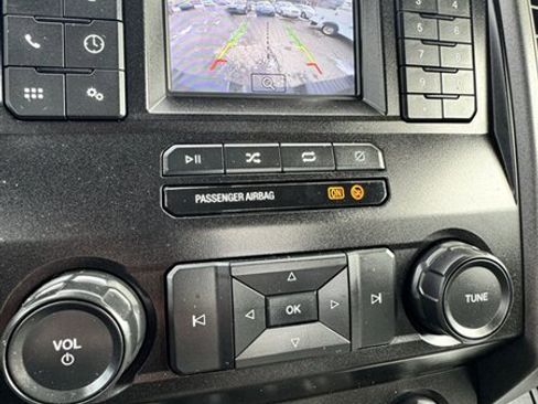 Used 2021 Ford F250 XL w/ Power Equipment Group image 16