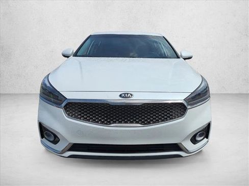 Used 2019 Kia Cadenza Premium w/ Paint Protection Package FWD image 2