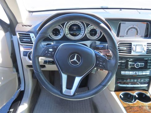 Used 2014 Mercedes-Benz E 350 E 350 image 6