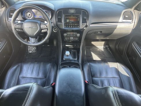 Used 2023 Chrysler 300 S RWD image 13