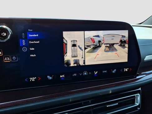 Used 2026 Chevrolet Traverse Z71 w/ Driver Confidence Package AWD/4WD image 25