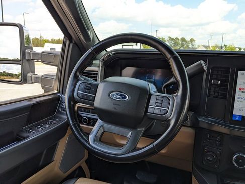Used 2023 Ford F250 Lariat w/ Chrome Package AWD/4WD image 30