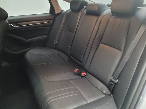 Used 2018 Honda Accord EX-L image 18