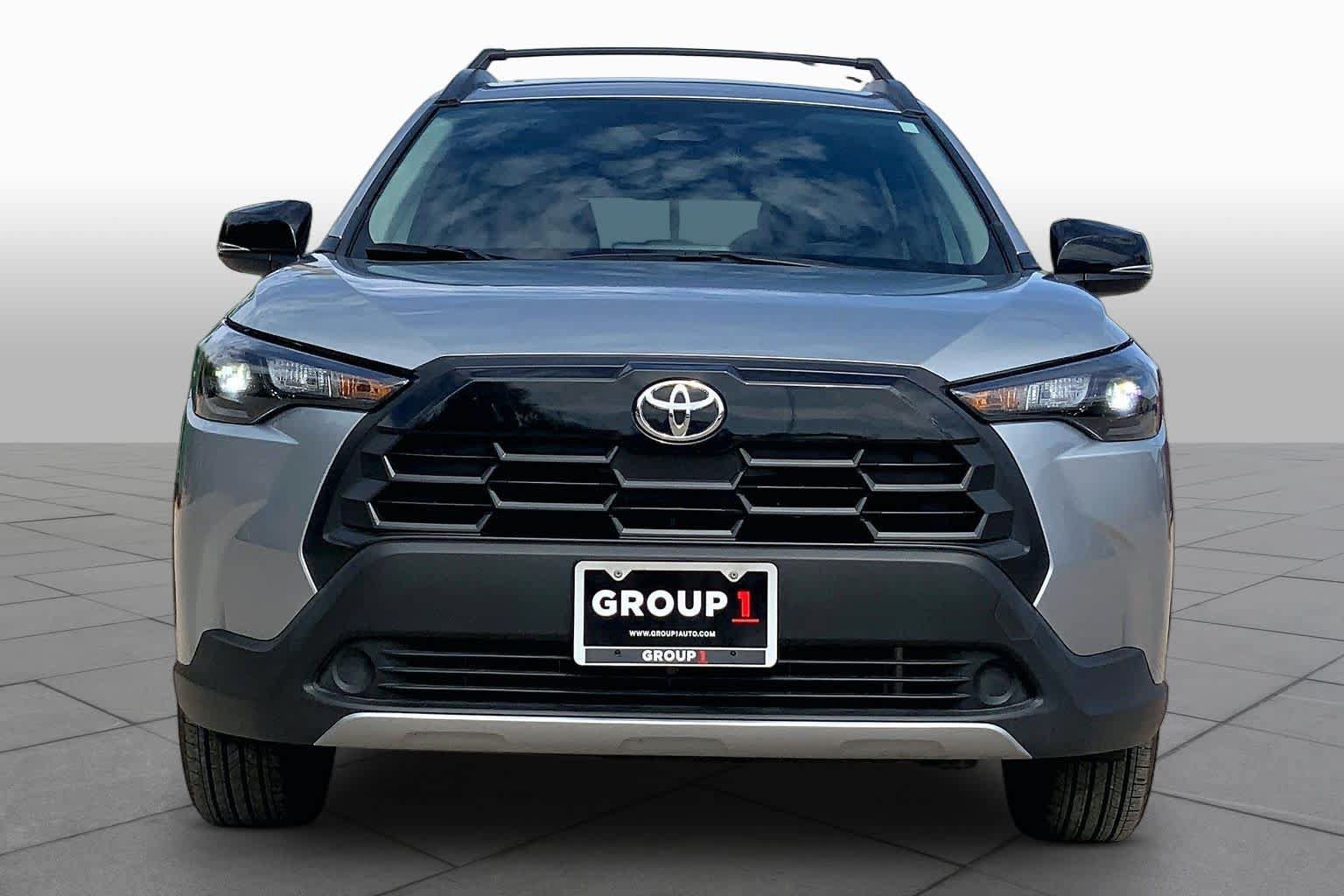Used 2026 Toyota Corolla Cross LE FWD image 4