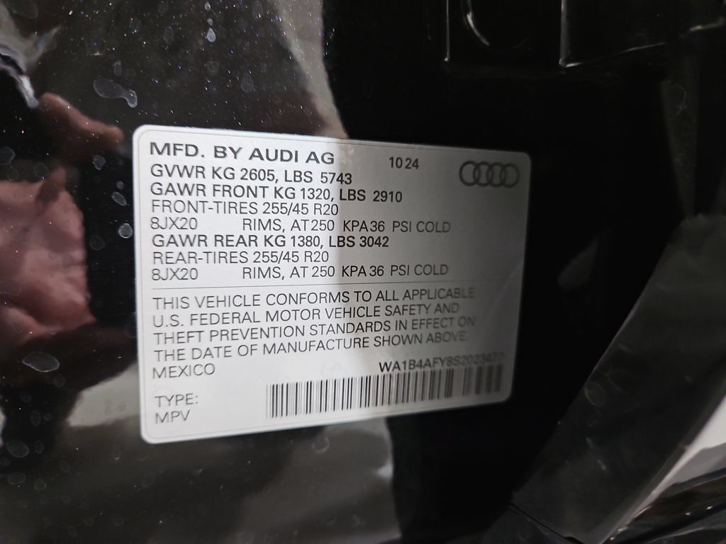 Used 2025 Audi SQ5 Premium Plus AWD/4WD image 30
