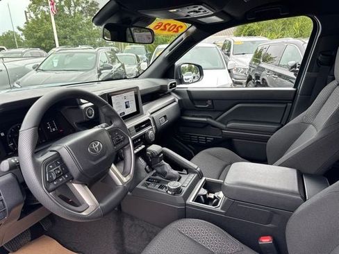 Used 2026 Toyota 4Runner SR5 AWD/4WD image 10