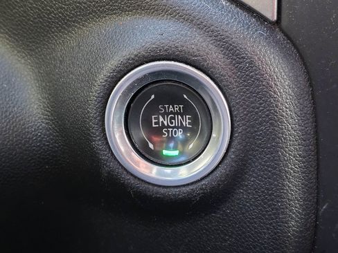 Used 2020 Chevrolet Silverado 2500 LTZ w/ LTZ Plus Package image 19