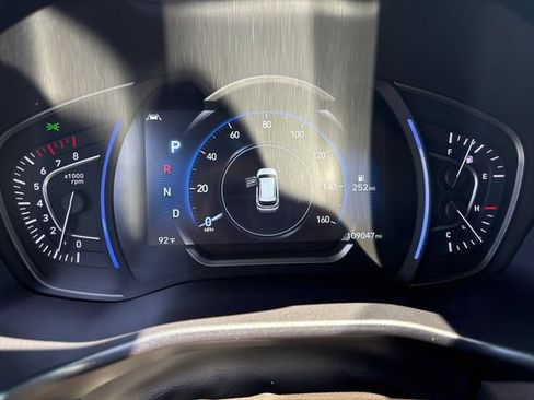 Used 2019 Hyundai Santa Fe FWD image 26
