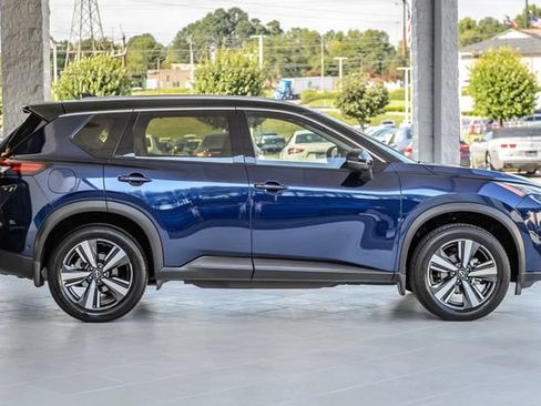 Used 2024 Nissan Rogue SL w/ SL Premium Package AWD/4WD image 57