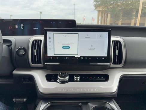 New 2026 Ford Expedition Active image 12