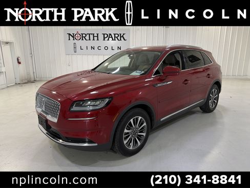 Used 2021 Lincoln Nautilus FWD w/ Equipment Group 101A image 1