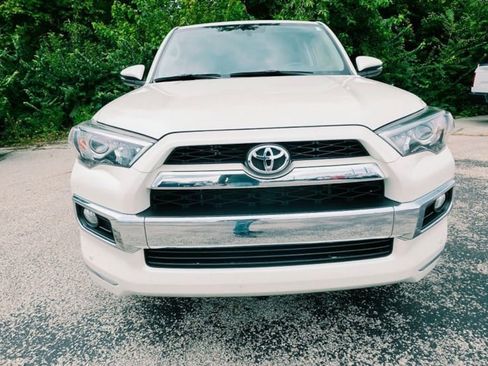 Used 2014 Toyota 4Runner Limited AWD/4WD image 2