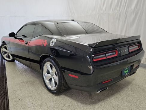 Used 2019 Dodge Challenger R/T image 7