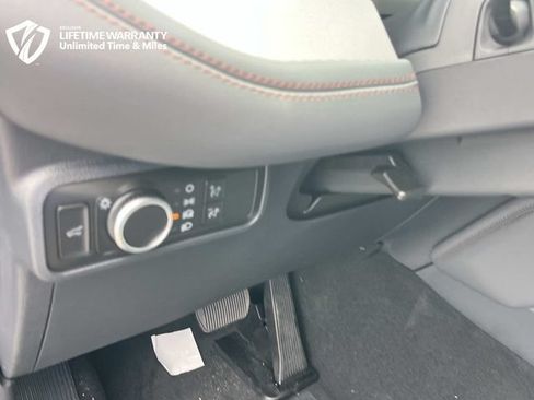 New 2026 Ford Explorer Active RWD image 26