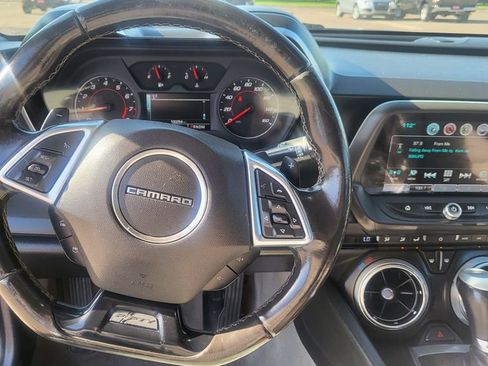 Used 2017 Chevrolet Camaro LT w/ Technology Package RWD image 26