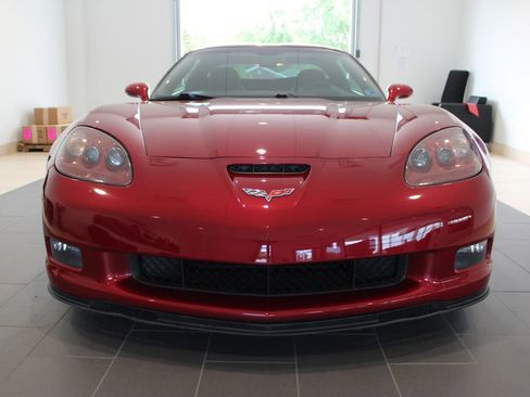 Used 2011 Chevrolet Corvette Grand Sport w/ Preferred Equipment Group RWD image 14