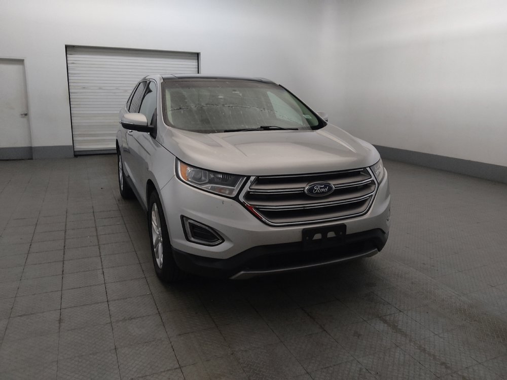 Used 2018 Ford Edge Titanium w/ Equipment Group 301A AWD/4WD image 14