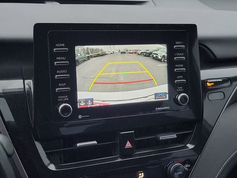 Certified 2022 Toyota Camry SE w/ Convenience Package image 27