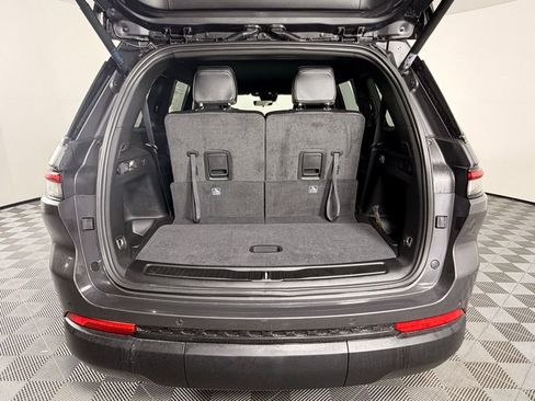 New 2025 Jeep Grand Cherokee L Laredo AWD/4WD image 23