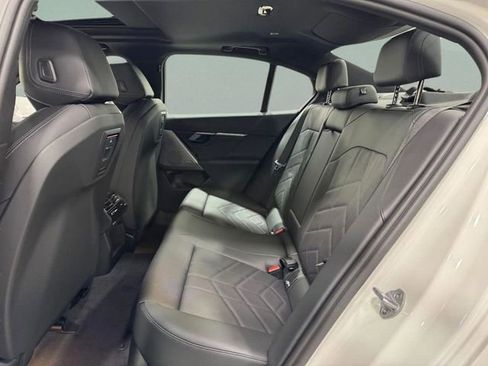 New 2026 BMW 530i xDrive w/ Premium Package AWD/4WD image 10