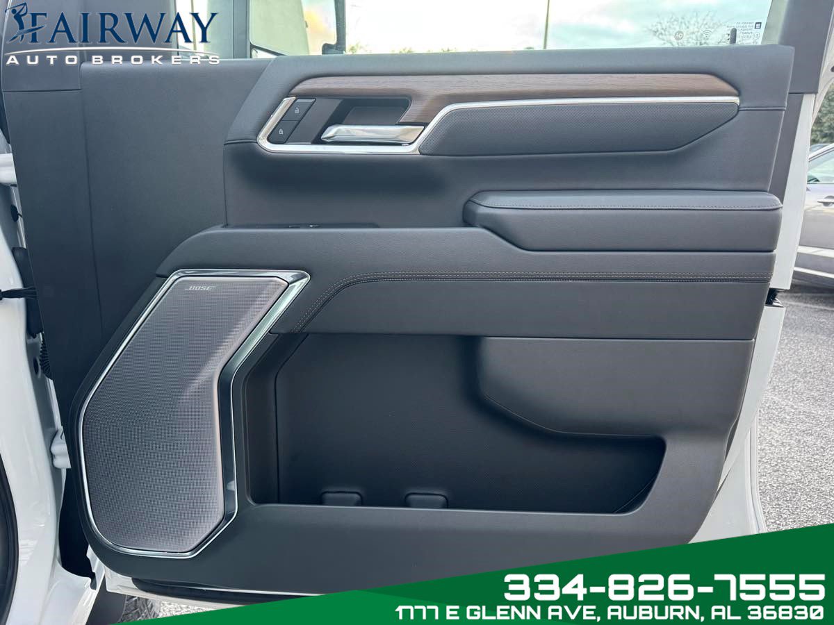 Used 2024 Chevrolet Silverado 2500 High Country w/ High Country Premium Package AWD/4WD image 30