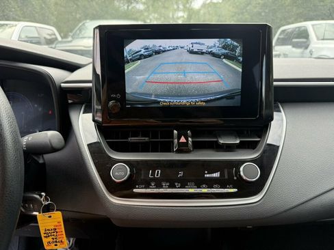 Used 2026 Toyota Corolla LE FWD image 6