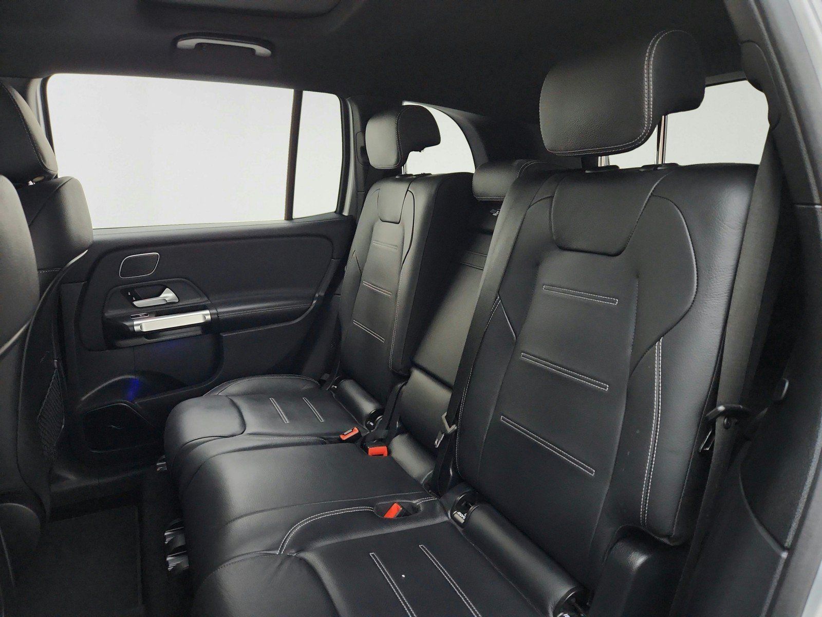 Used 2023 Mercedes-Benz GLB 35 AMG 4MATIC image 27