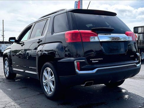 Used 2017 GMC Terrain SLE w/ Convenience Package AWD/4WD image 5