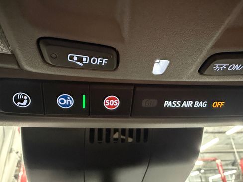 Used 2024 GMC Sierra 1500 Elevation AWD/4WD image 33