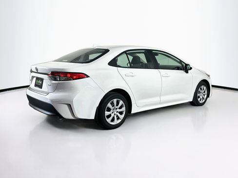 Used 2024 Toyota Corolla LE FWD image 9