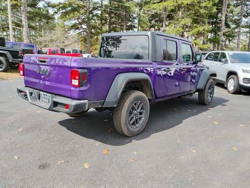 New 2026 Jeep Gladiator Sport image 5