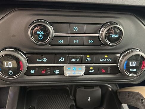 Used 2025 Ford Bronco Badlands AWD/4WD image 21
