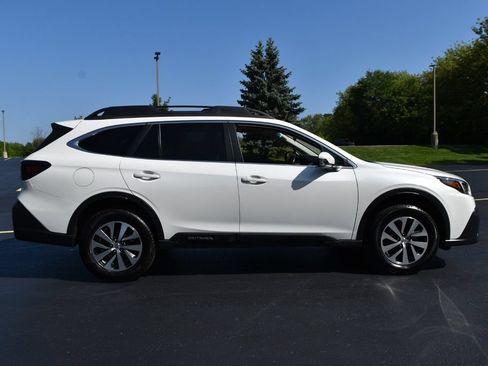 Used 2022 Subaru Outback Premium AWD/4WD image 6