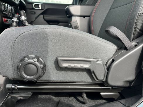 New 2026 Jeep Gladiator Rubicon image 13