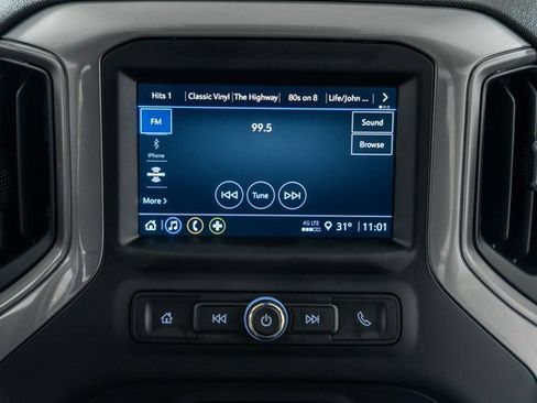 Used 2022 Chevrolet Silverado 1500 Custom image 22