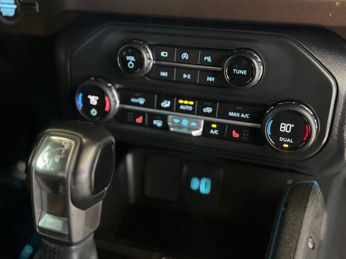 Used 2023 Ford Bronco Outer Banks AWD/4WD image 11