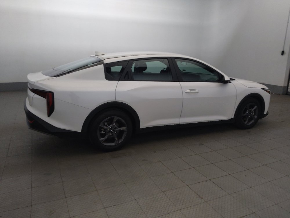 Used 2025 Kia K4 FWD image 10