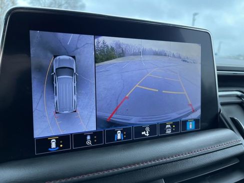 Used 2021 Chevrolet Suburban RST w/ Luxury Package image 15