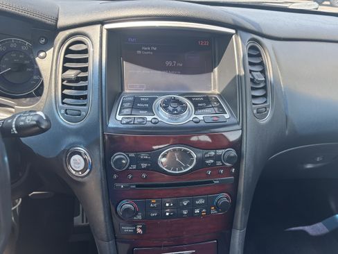 Used 2017 INFINITI QX50 AWD w/ Technology Package image 9